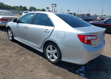 2012 Toyota Camry Se z USA, uszkodzony, nr VIN 4T1BF1FK5CU102375
